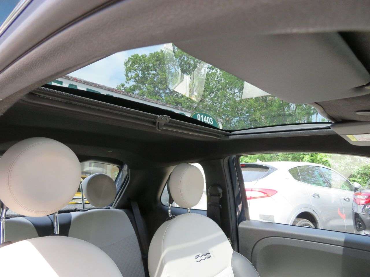 A 2023 FIAT 500 1.0 MHEV Dolcevita Hatchback 3dr Petrol Manual Euro 6 (s/s) (70 bhp) AUTO L A 2023 FIAT 500 1.0 MHEV Dolcevita Hatchback 3dr Petrol Manual Euro 6 (s/s) (70 bhp) AUTO L