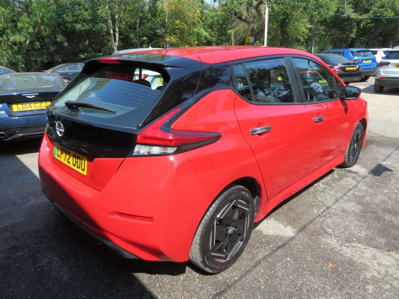 A 2022 NISSAN LEAF 40kWh Acenta Hatchback 5dr Electric Automatic (150 ps) 16" DIAMOND CUT ALLO A 2022 NISSAN LEAF 40kWh Acenta Hatchback 5dr Electric Automatic (150 ps) 16" DIAMOND CUT ALLO