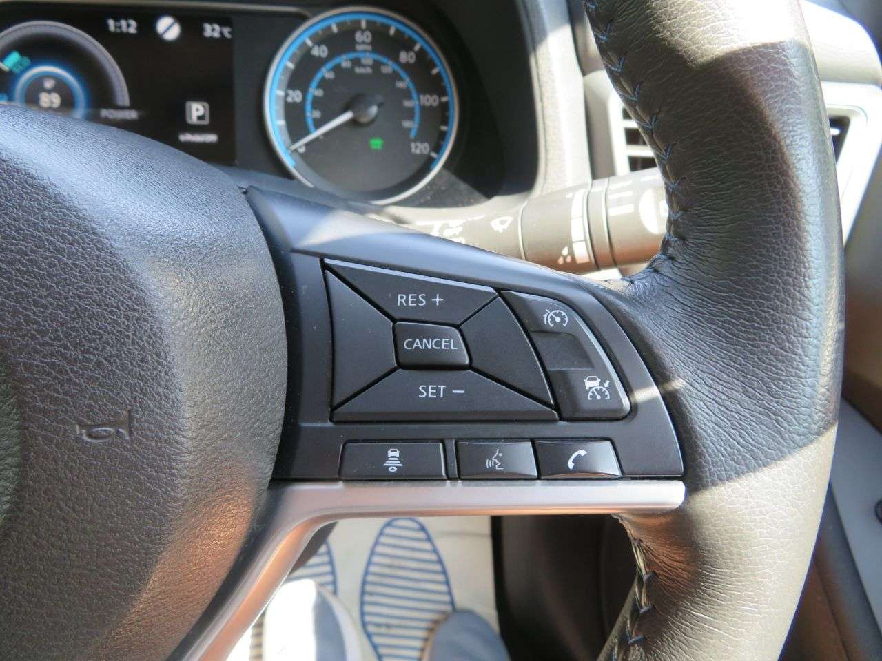 2022 NISSAN LEAF 2022 NISSAN LEAF