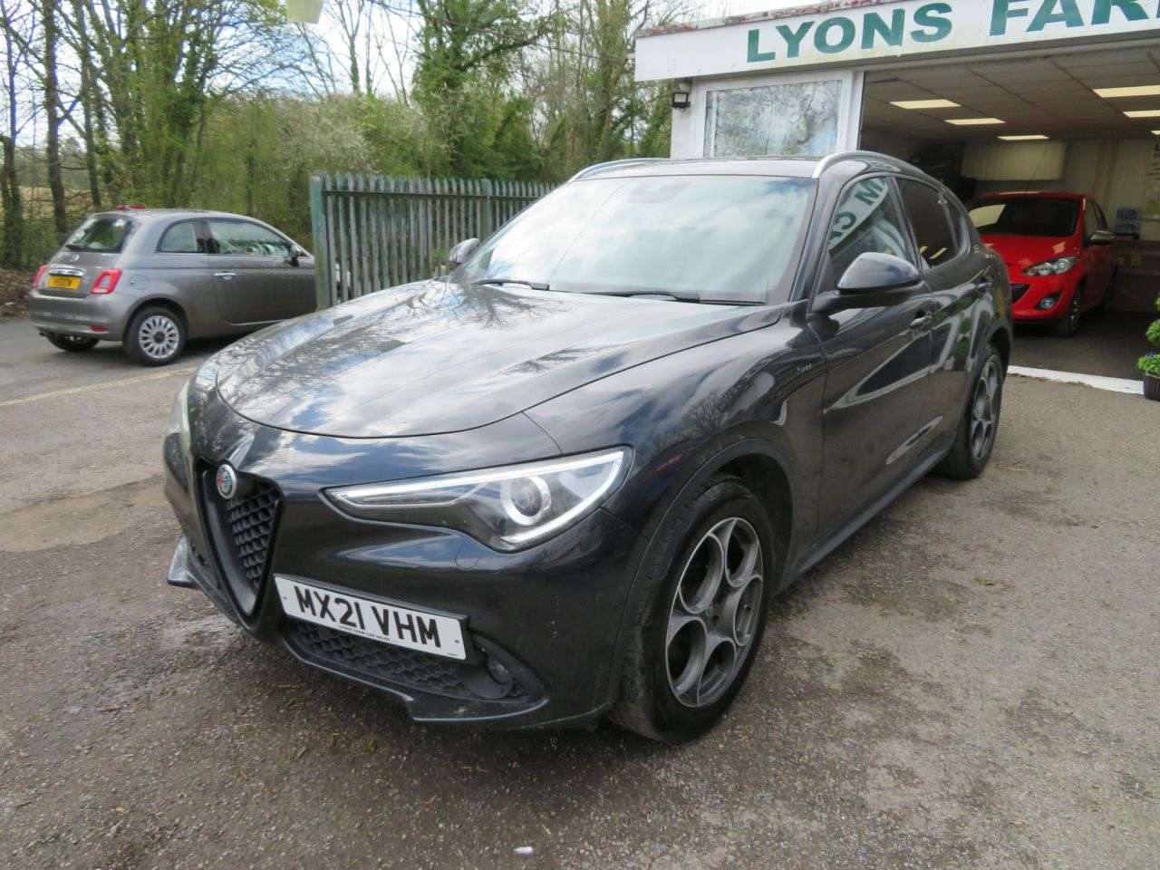 A 2021 ALFA ROMEO STELVIO 2.2 TD Sprint SUV 5dr Diesel Automatic Q4 All Wheel Drive Euro 6 (s/s) (190 A 2021 ALFA ROMEO STELVIO 2.2 TD Sprint SUV 5dr Diesel Automatic Q4 All Wheel Drive Euro 6 (s/s) (190