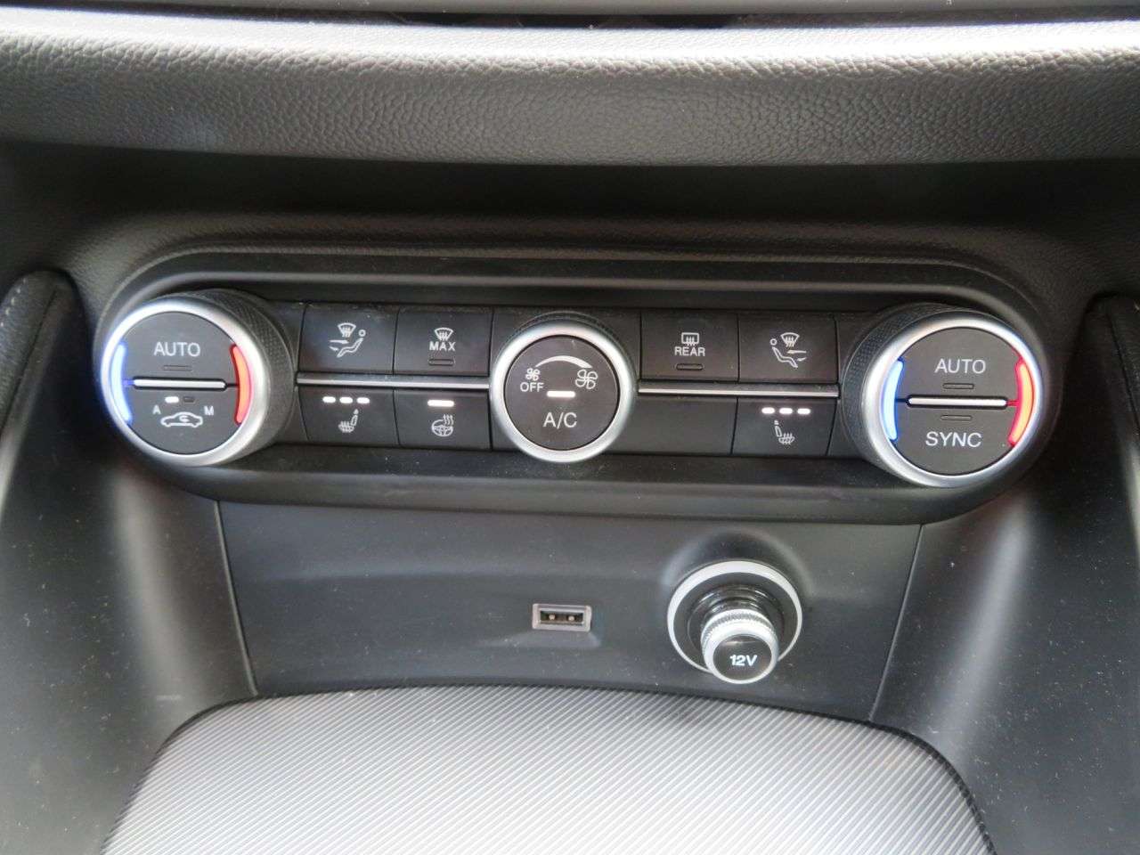 2021 ALFA ROMEO STELVIO 2021 ALFA ROMEO STELVIO