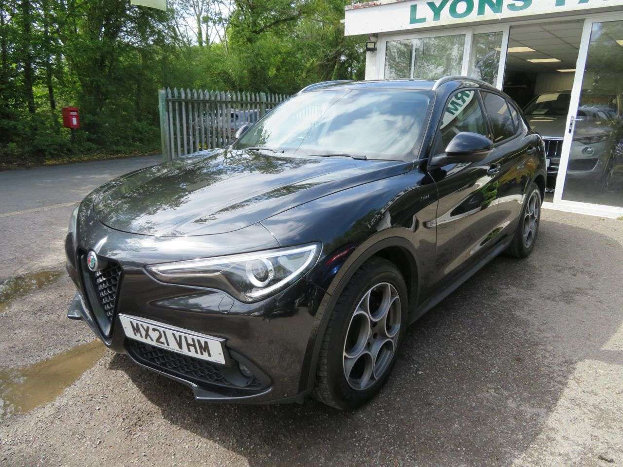 A 2021 ALFA ROMEO STELVIO 2.2 TD Sprint SUV 5dr Diesel Automatic Q4 All Wheel Drive Euro 6 (s/s) (190 A 2021 ALFA ROMEO STELVIO 2.2 TD Sprint SUV 5dr Diesel Automatic Q4 All Wheel Drive Euro 6 (s/s) (190