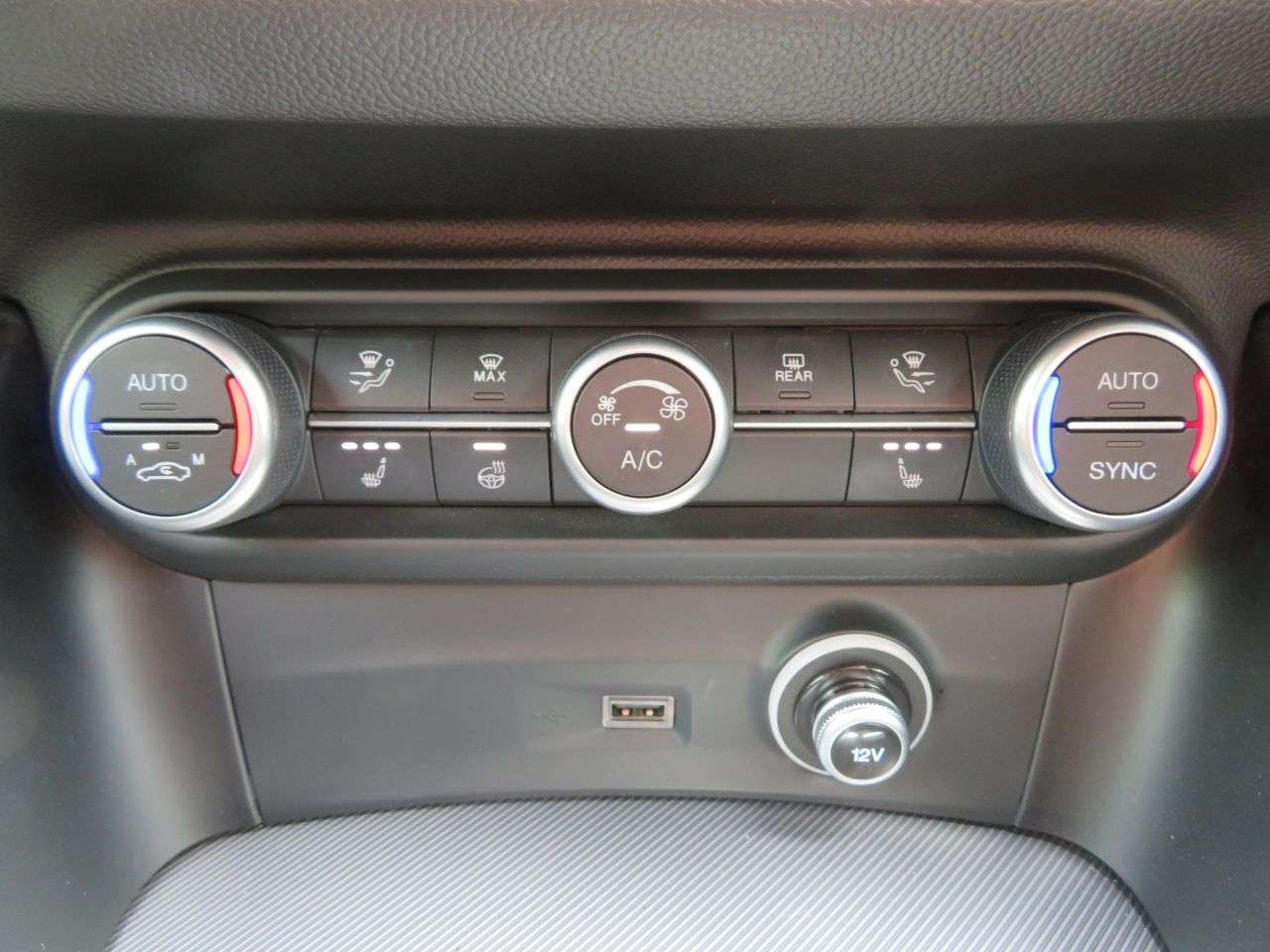 2021 ALFA ROMEO STELVIO 2021 ALFA ROMEO STELVIO