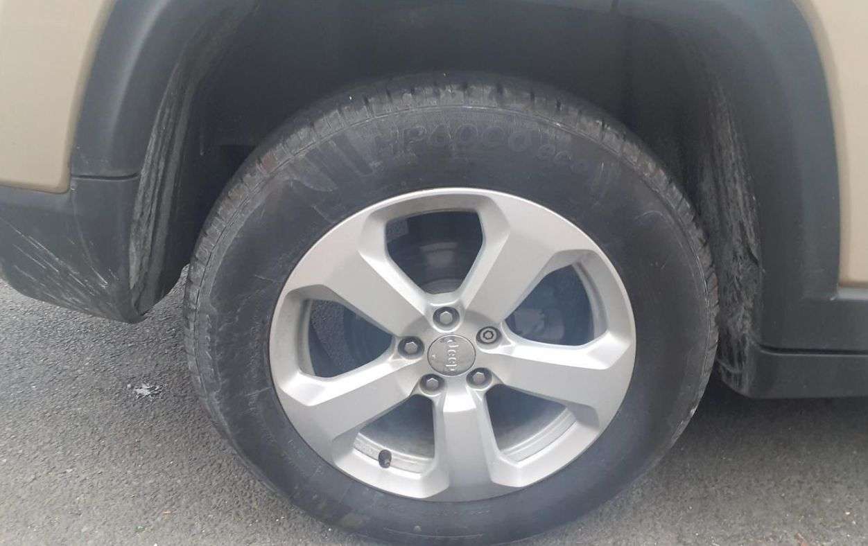 A 2018 JEEP COMPASS 1.4T MultiAirII Longitude SUV 5dr Petrol Manual Euro 6 (s/s) (140 ps) A 2018 JEEP COMPASS 1.4T MultiAirII Longitude SUV 5dr Petrol Manual Euro 6 (s/s) (140 ps)