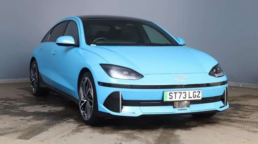 A 2023 HYUNDAI IONIQ 6 77.4kWh Ultimate Saloon 4dr Electric Automatic (228 ps) A 2023 HYUNDAI IONIQ 6 77.4kWh Ultimate Saloon 4dr Electric Automatic (228 ps)