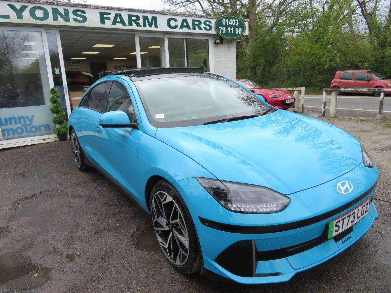 A 2023 HYUNDAI IONIQ 6 77.4kWh Ultimate Saloon 4dr Electric Automatic (228 ps) A 2023 HYUNDAI IONIQ 6 77.4kWh Ultimate Saloon 4dr Electric Automatic (228 ps)
