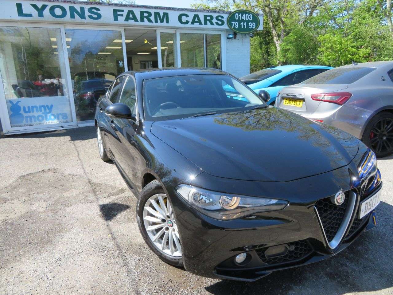 A 2017 ALFA ROMEO GIULIA 2.2 TD Super Saloon 4dr Diesel Automatic Euro 6 (s/s) (180 ps) FULL LEATHER A 2017 ALFA ROMEO GIULIA 2.2 TD Super Saloon 4dr Diesel Automatic Euro 6 (s/s) (180 ps) FULL LEATHER