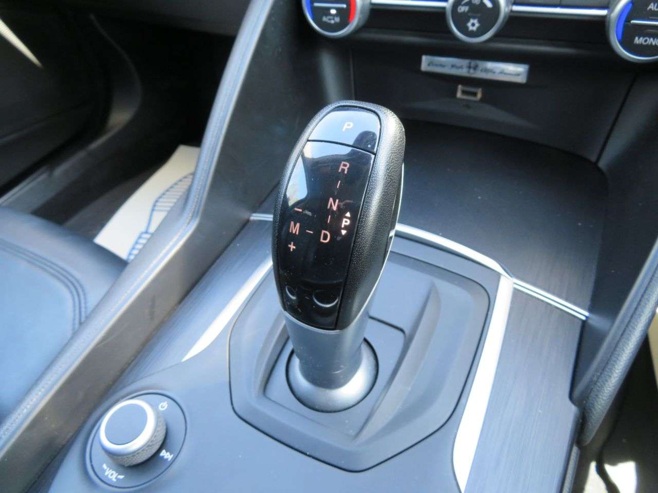 2017 ALFA ROMEO GIULIA 2017 ALFA ROMEO GIULIA