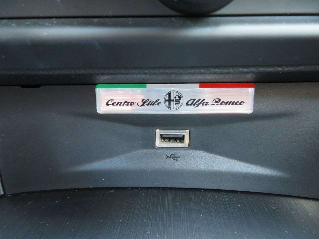 2017 ALFA ROMEO GIULIA 2017 ALFA ROMEO GIULIA