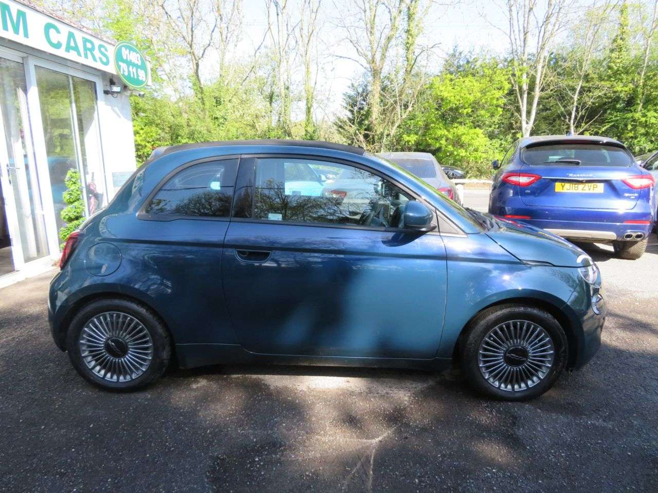 2023 FIAT 500E C 2023 FIAT 500E C