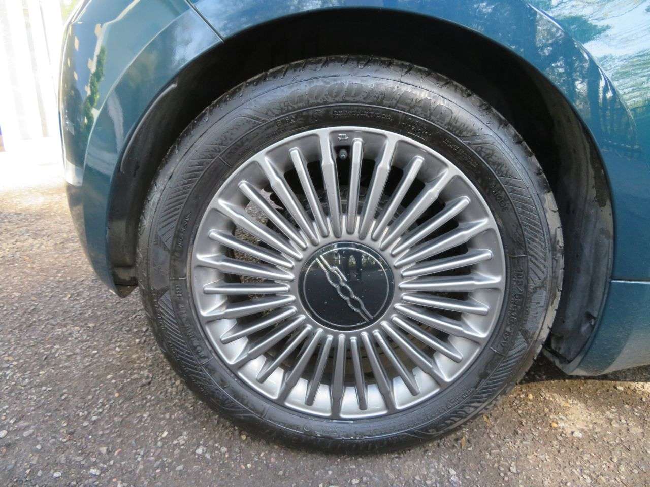 2023 FIAT 500E C 2023 FIAT 500E C