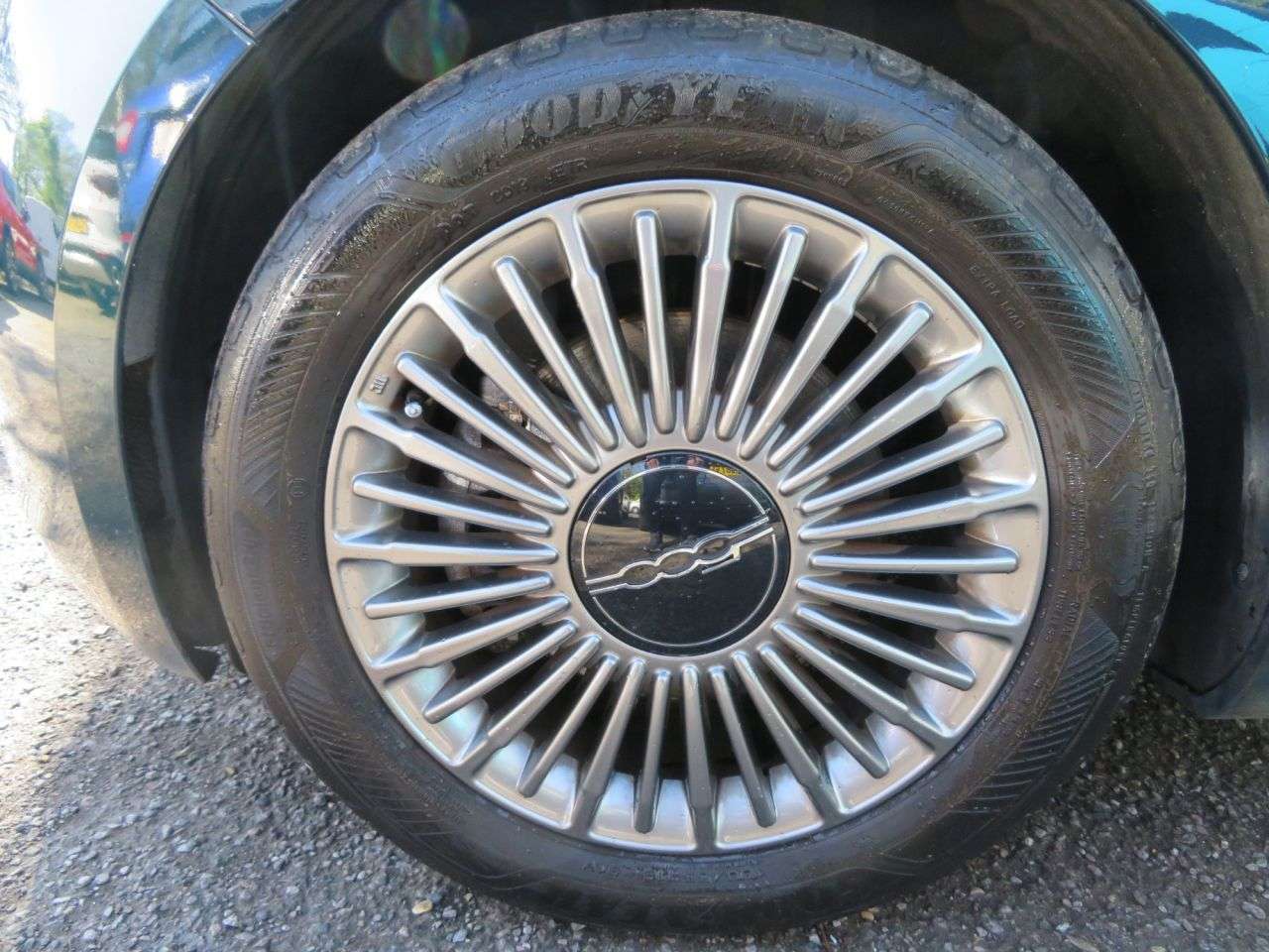 2023 FIAT 500E C 2023 FIAT 500E C