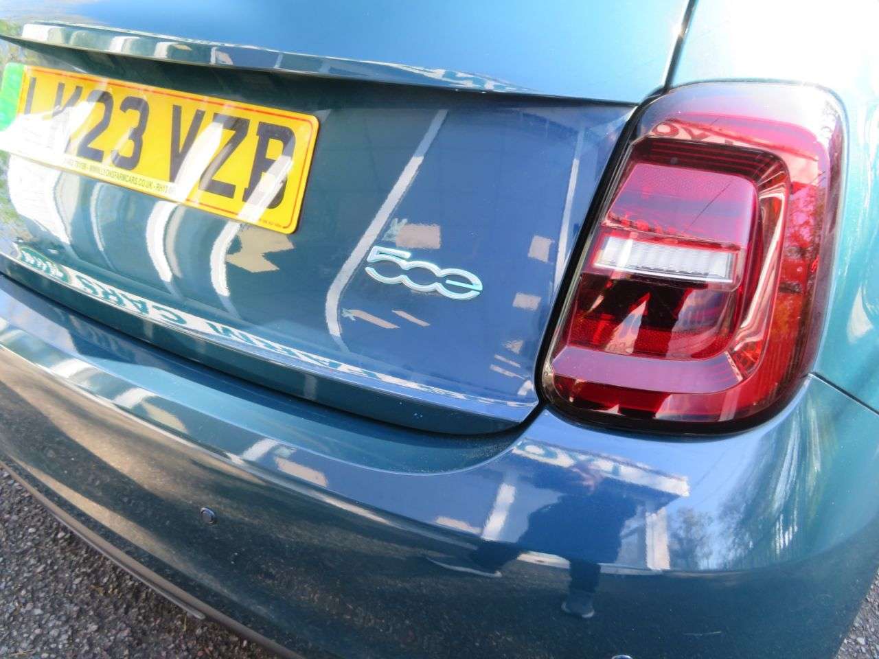 2023 FIAT 500E C 2023 FIAT 500E C