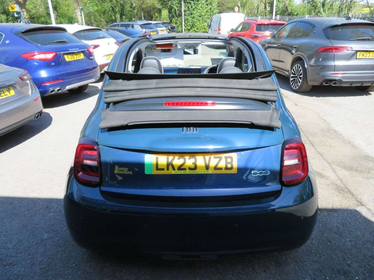 2023 FIAT 500E C 2023 FIAT 500E C