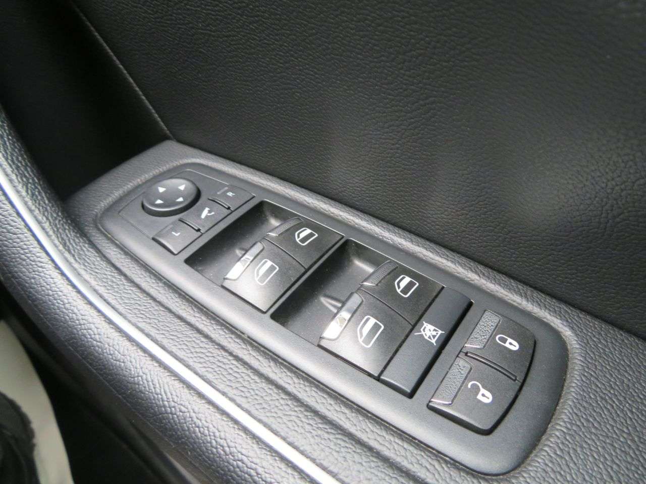 2018 MASERATI LEVANTE 2018 MASERATI LEVANTE