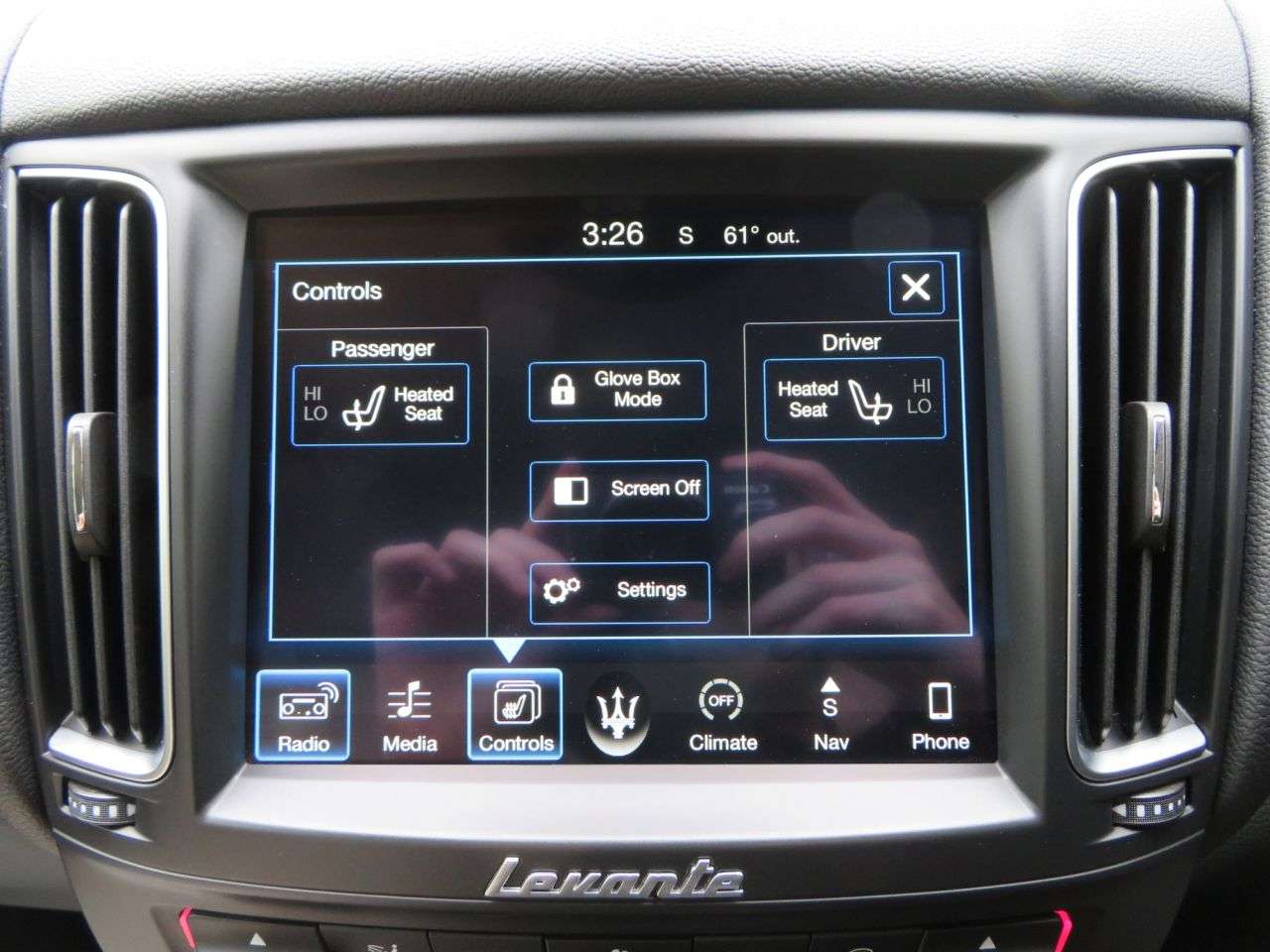 A 2018 MASERATI LEVANTE 3.0D V6 SUV 5dr Diesel ZF 4WD Euro 6 (s/s) (275 ps) Automatic 20" NEREO DES A 2018 MASERATI LEVANTE 3.0D V6 SUV 5dr Diesel ZF 4WD Euro 6 (s/s) (275 ps) Automatic 20" NEREO DES