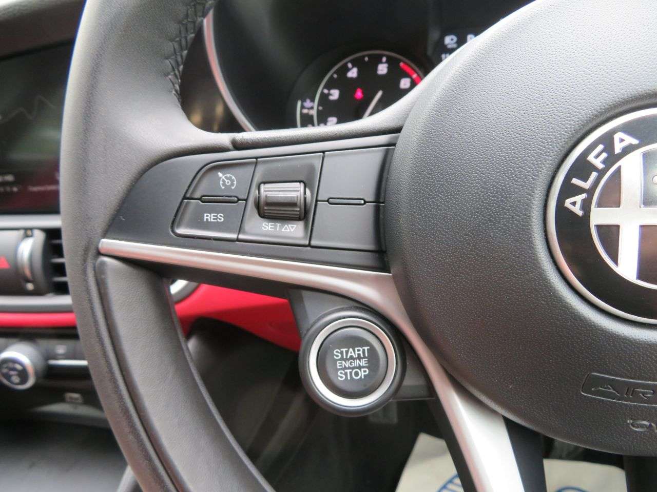 2017 ALFA ROMEO GIULIA 2017 ALFA ROMEO GIULIA
