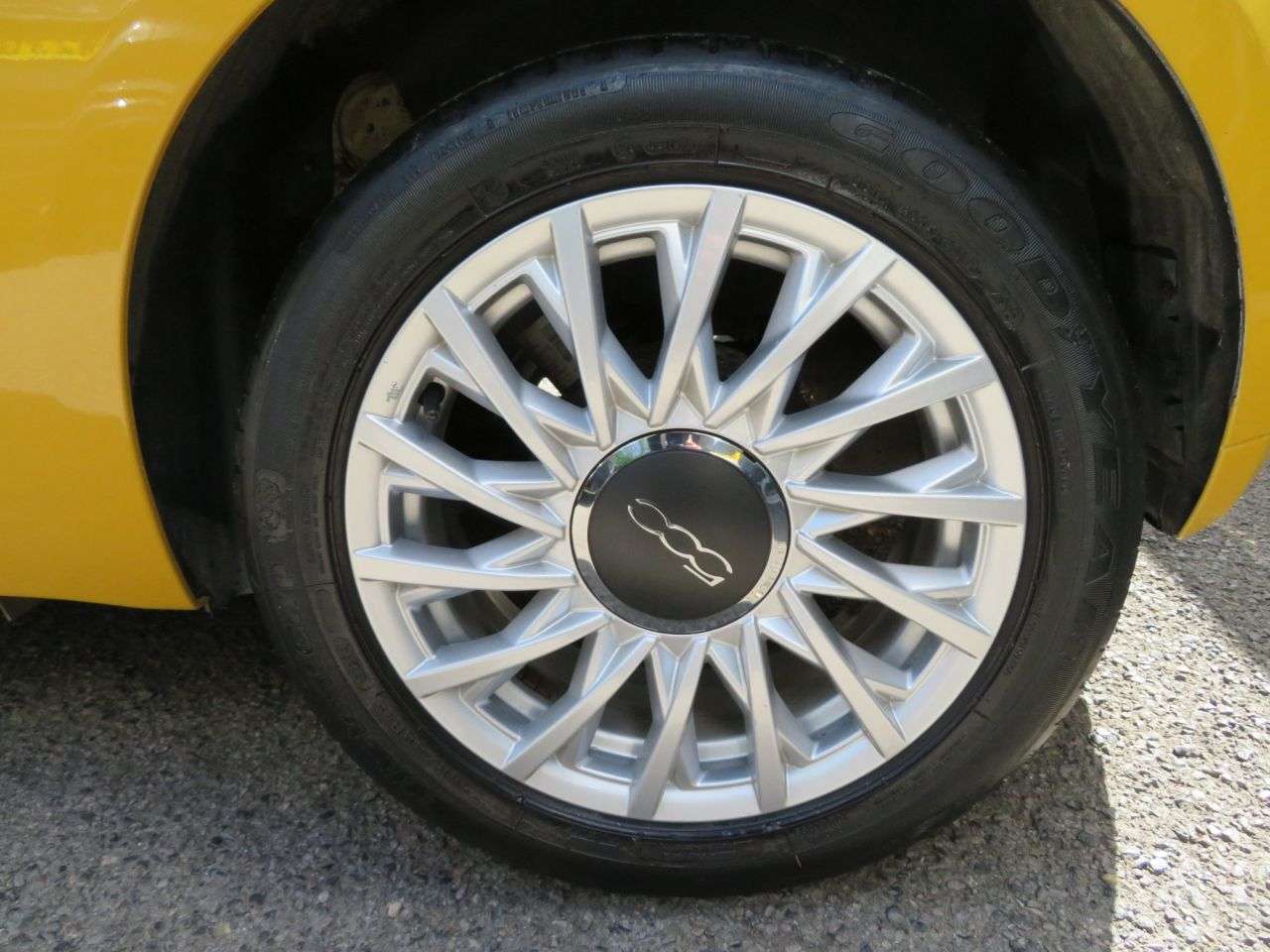 2016 FIAT 500 2016 FIAT 500