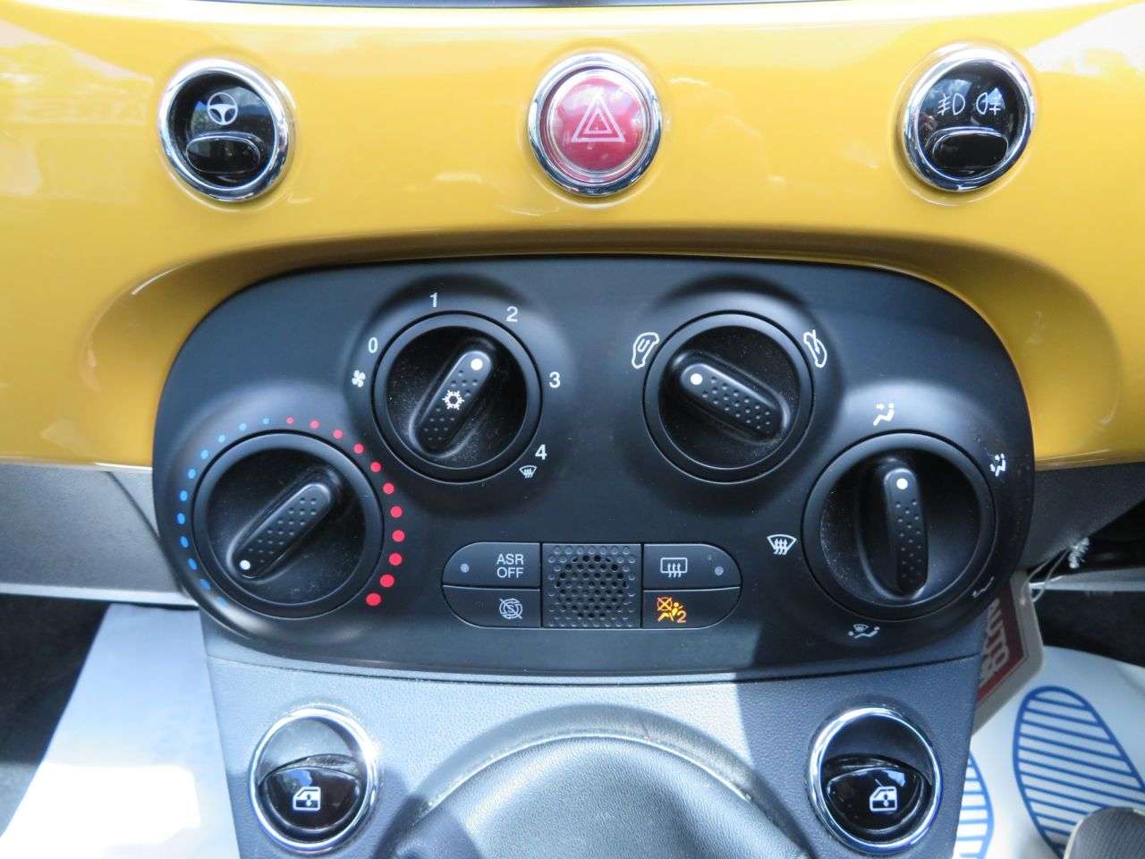2016 FIAT 500 2016 FIAT 500
