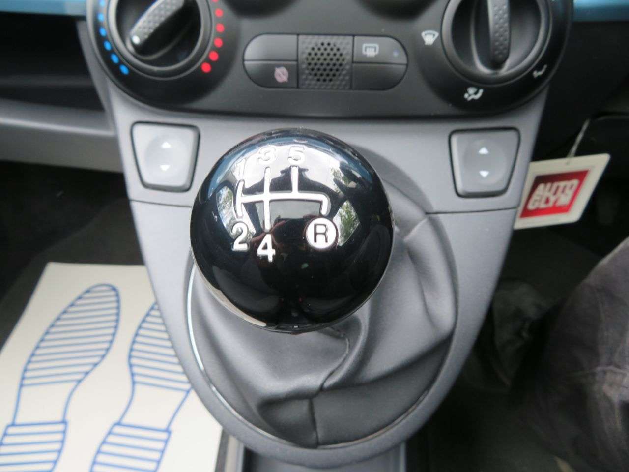 2013 FIAT 500 2013 FIAT 500