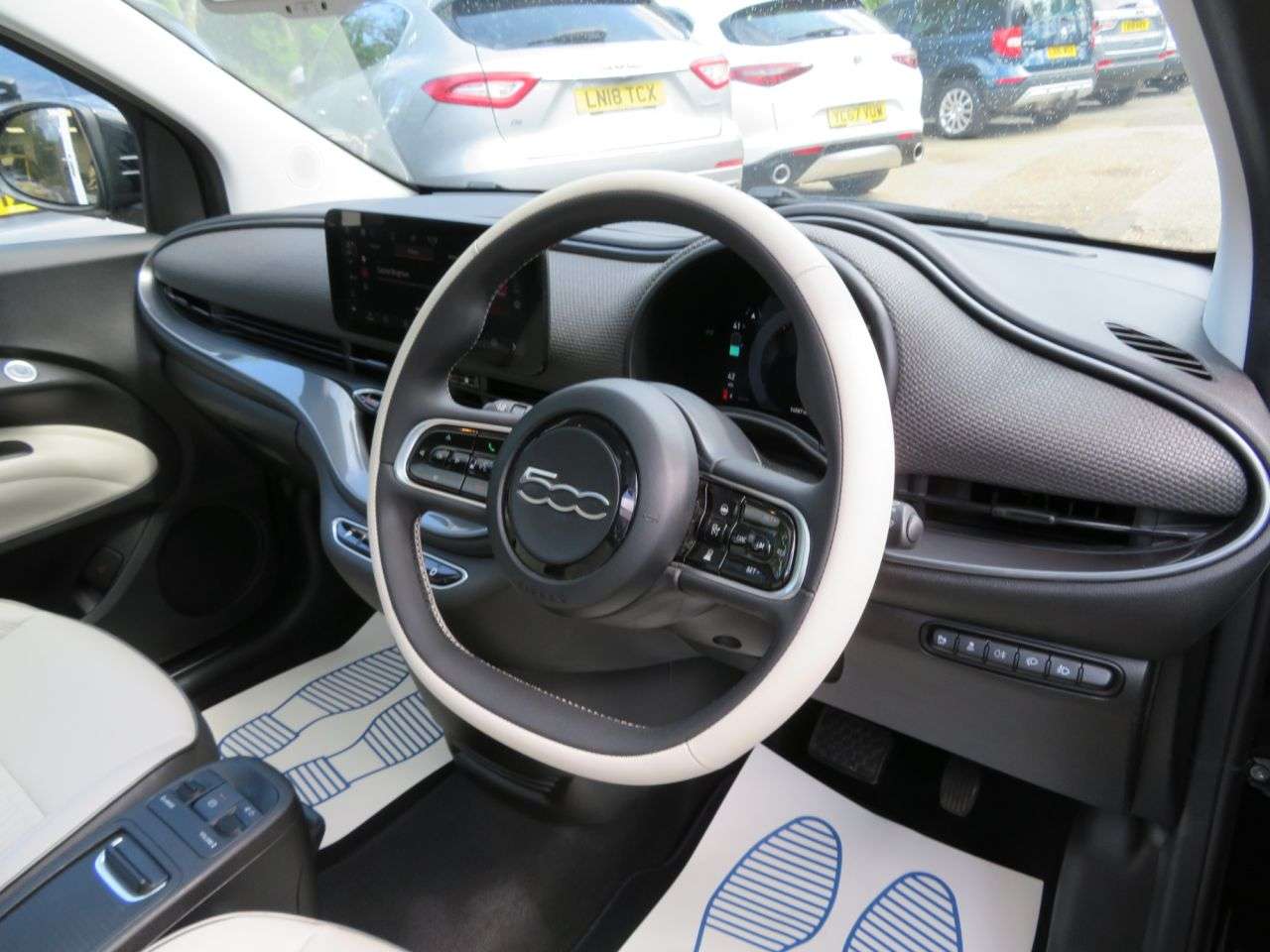 2022 FIAT 500E 2022 FIAT 500E