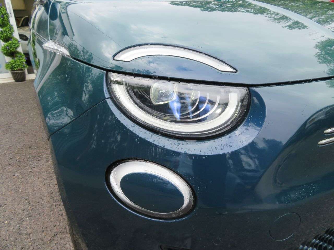 2021 FIAT 500E C 2021 FIAT 500E C