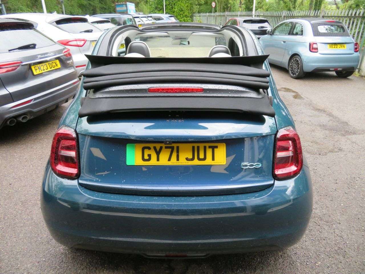 2021 FIAT 500E C 2021 FIAT 500E C