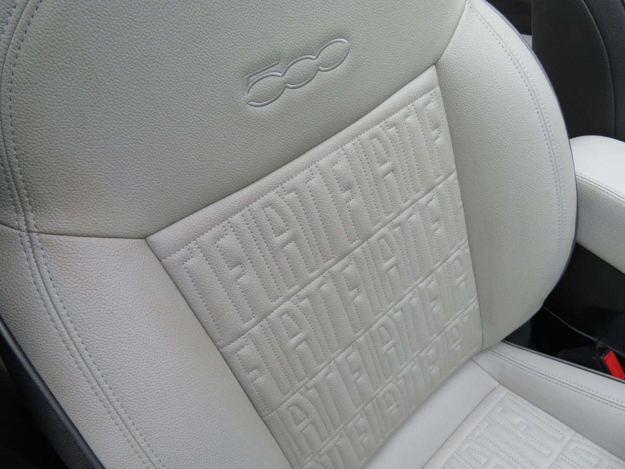 2021 FIAT 500E C 2021 FIAT 500E C