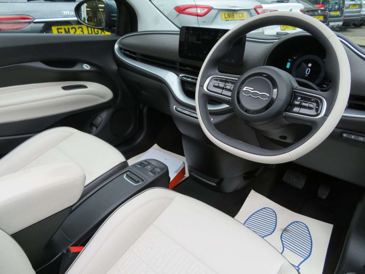 2021 FIAT 500E C 2021 FIAT 500E C
