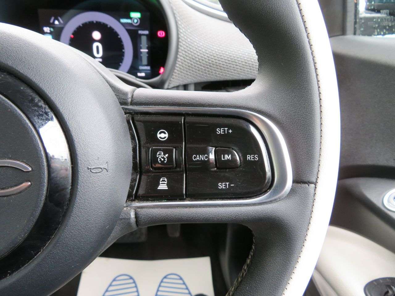 2021 FIAT 500E C 2021 FIAT 500E C