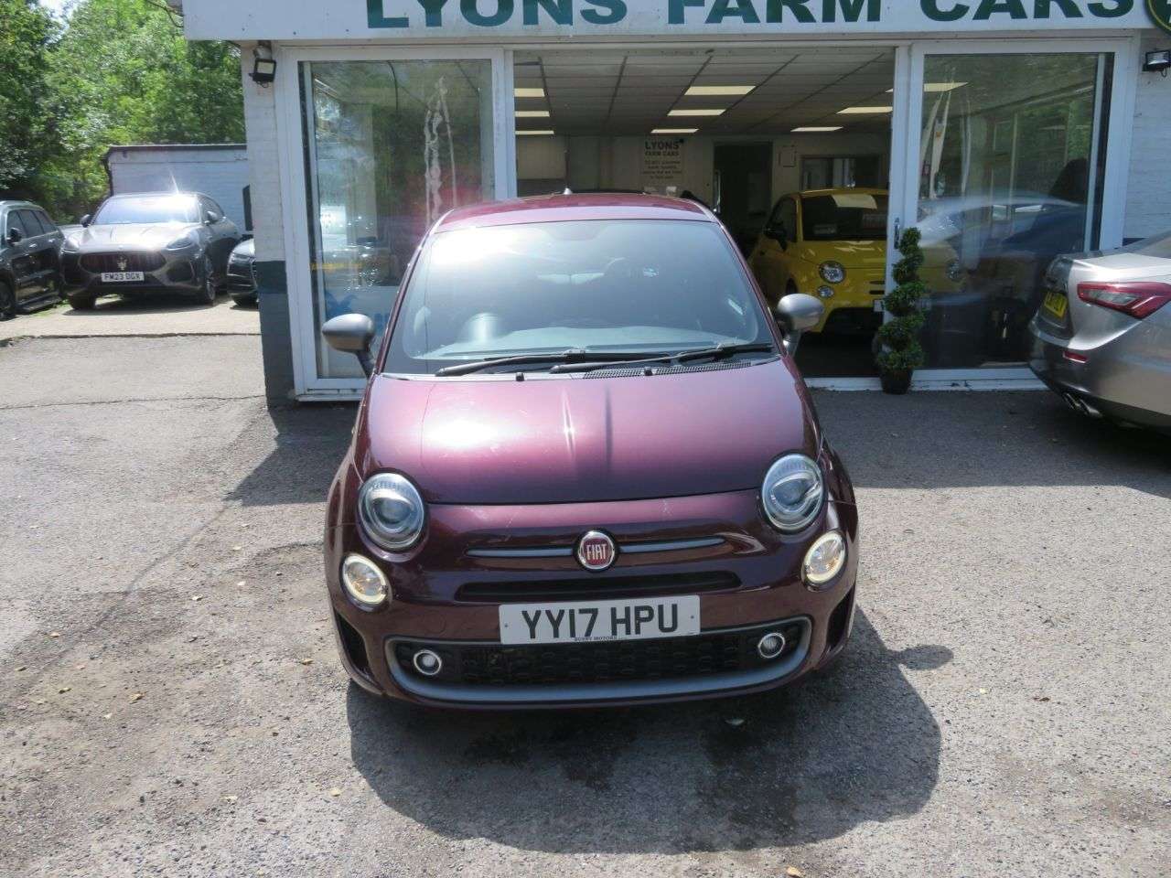 A 2017 FIAT 500 0.9 TwinAir S Hatchback 3dr Petrol Manual Euro 6 (s/s) (85 bhp) A 2017 FIAT 500 0.9 TwinAir S Hatchback 3dr Petrol Manual Euro 6 (s/s) (85 bhp)