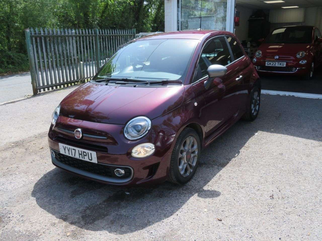A 2017 FIAT 500 0.9 TwinAir S Hatchback 3dr Petrol Manual Euro 6 (s/s) (85 bhp) A 2017 FIAT 500 0.9 TwinAir S Hatchback 3dr Petrol Manual Euro 6 (s/s) (85 bhp)
