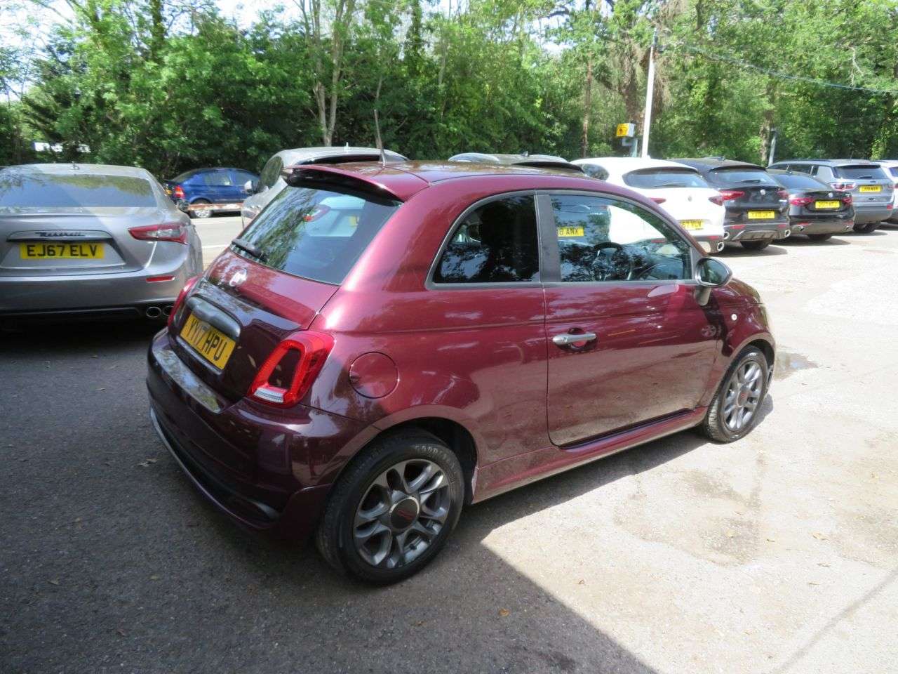 2017 FIAT 500 2017 FIAT 500