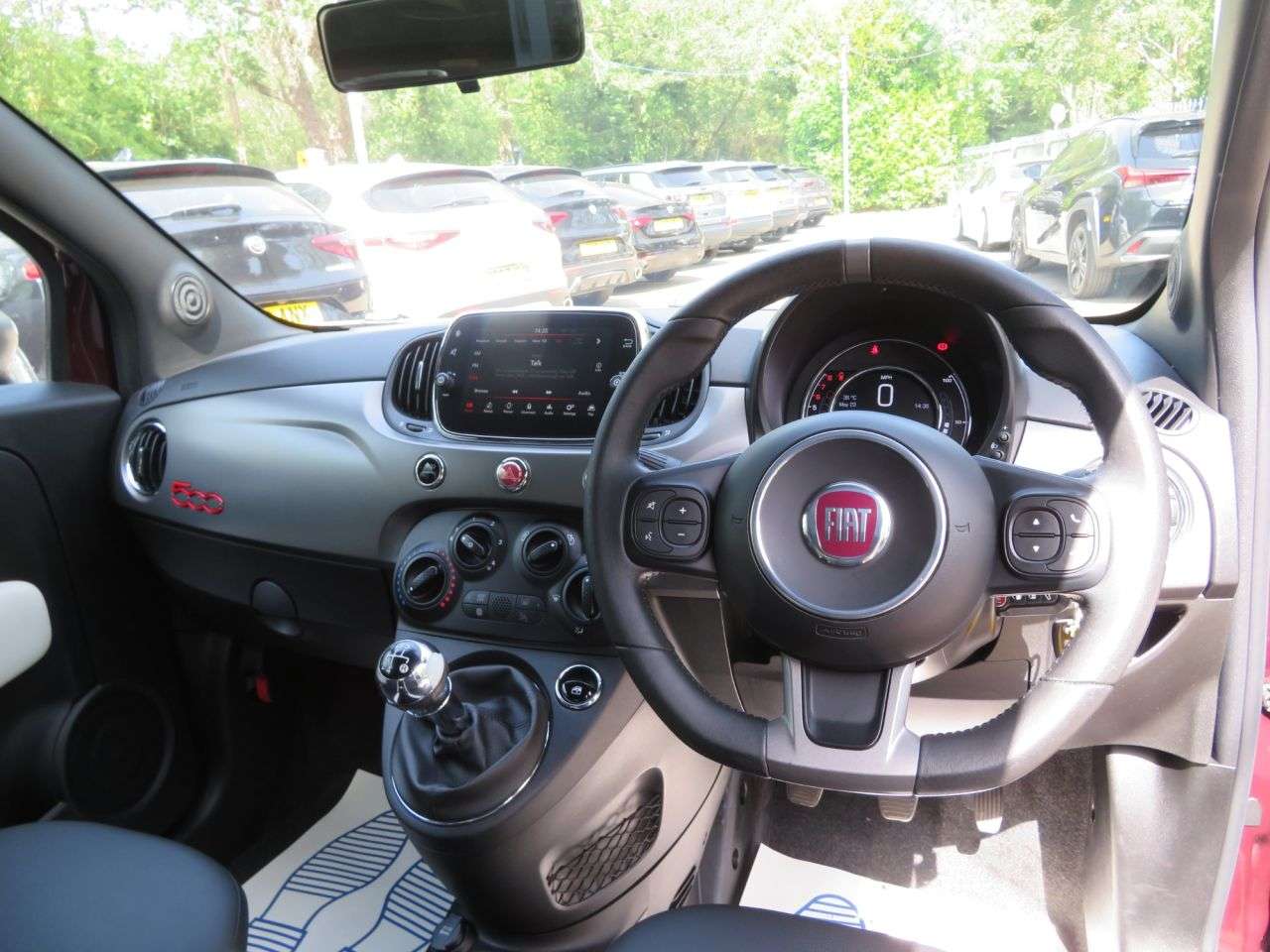 2017 FIAT 500 2017 FIAT 500