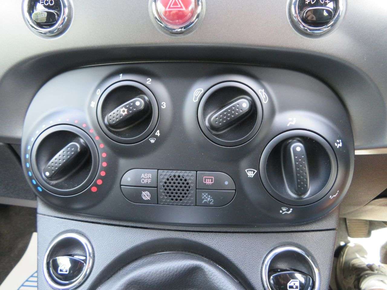 2017 FIAT 500 2017 FIAT 500