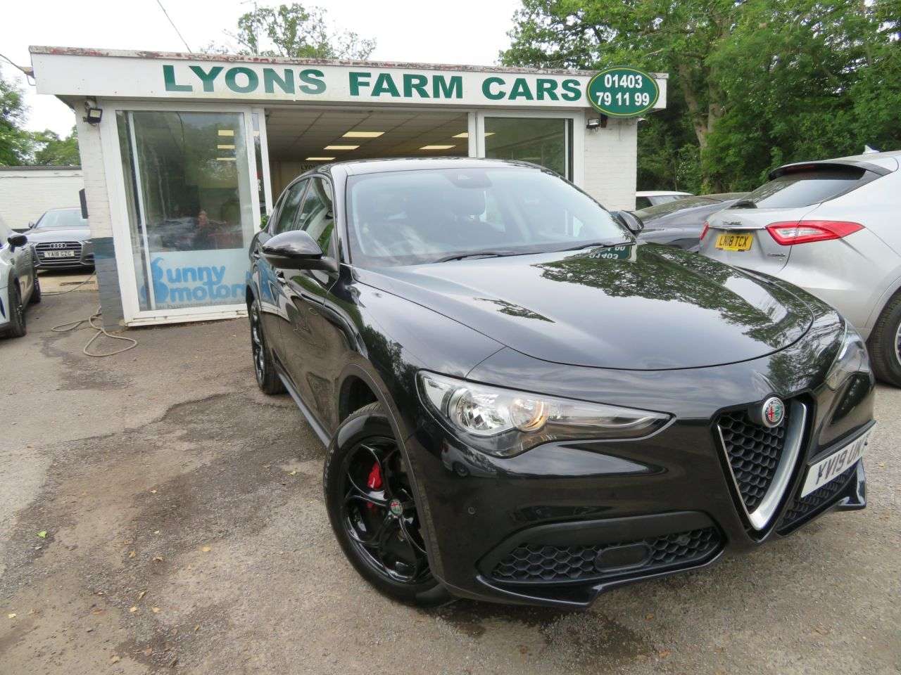 A 2019 ALFA ROMEO STELVIO 2.0T Super SUV 5dr Petrol Automatic Q4 All Wheel Drive Euro 6 (s/s) (200 ps A 2019 ALFA ROMEO STELVIO 2.0T Super SUV 5dr Petrol Automatic Q4 All Wheel Drive Euro 6 (s/s) (200 ps