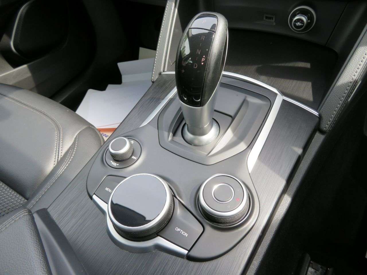 2019 ALFA ROMEO STELVIO 2019 ALFA ROMEO STELVIO