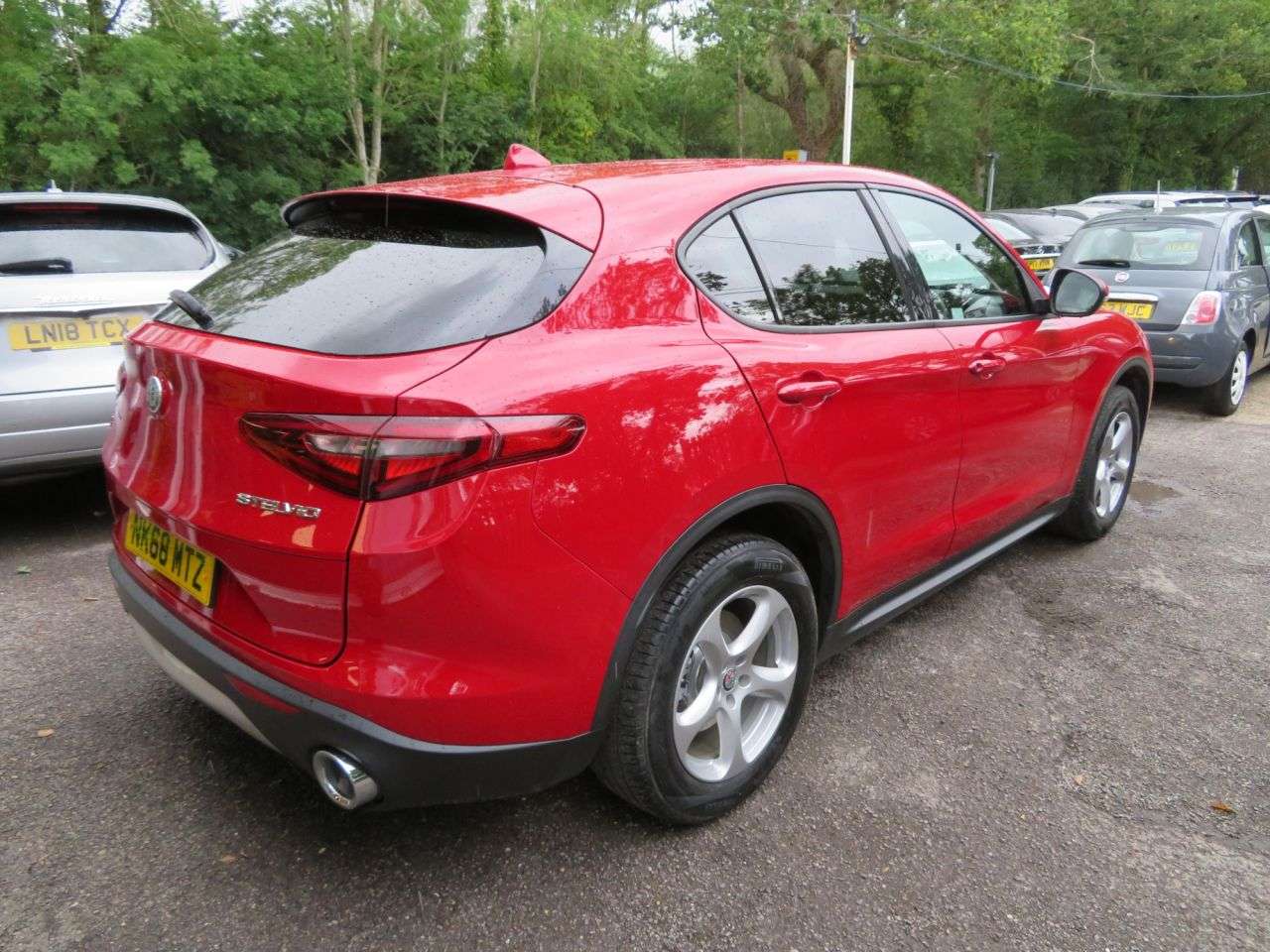 A 2018 ALFA ROMEO STELVIO 2.0T Super SUV 5dr Petrol Automatic Q4 All Wheel Drive Euro 6 (s/s) (200 ps A 2018 ALFA ROMEO STELVIO 2.0T Super SUV 5dr Petrol Automatic Q4 All Wheel Drive Euro 6 (s/s) (200 ps