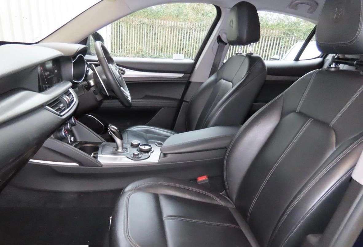 A 2018 ALFA ROMEO STELVIO 2.0T Speciale SUV 5dr Petrol Automatic Q4 All Wheel Drive Euro 6 (s/s) (280 A 2018 ALFA ROMEO STELVIO 2.0T Speciale SUV 5dr Petrol Automatic Q4 All Wheel Drive Euro 6 (s/s) (280