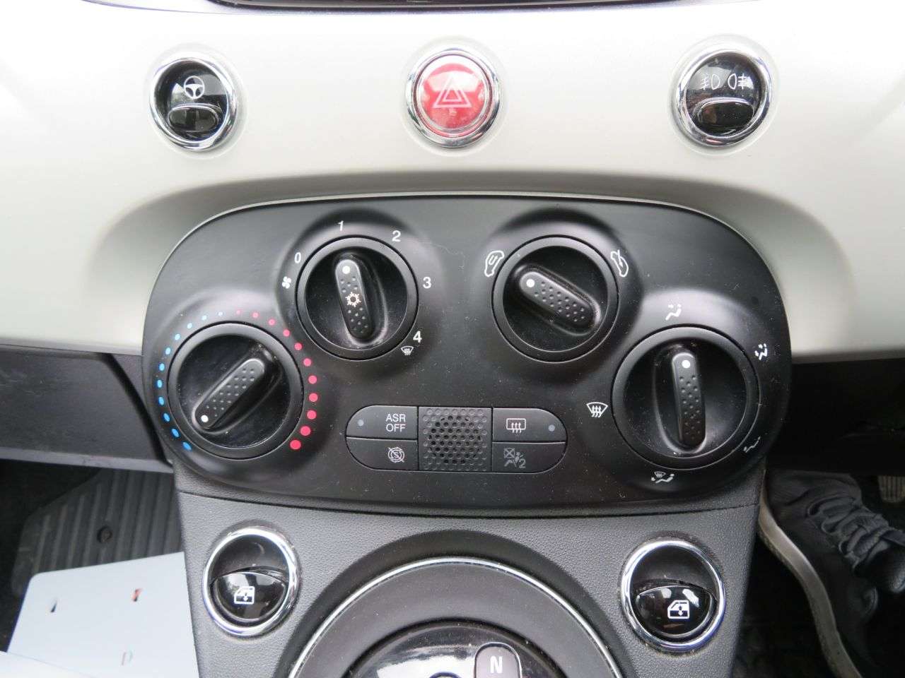 2019 FIAT 500 2019 FIAT 500