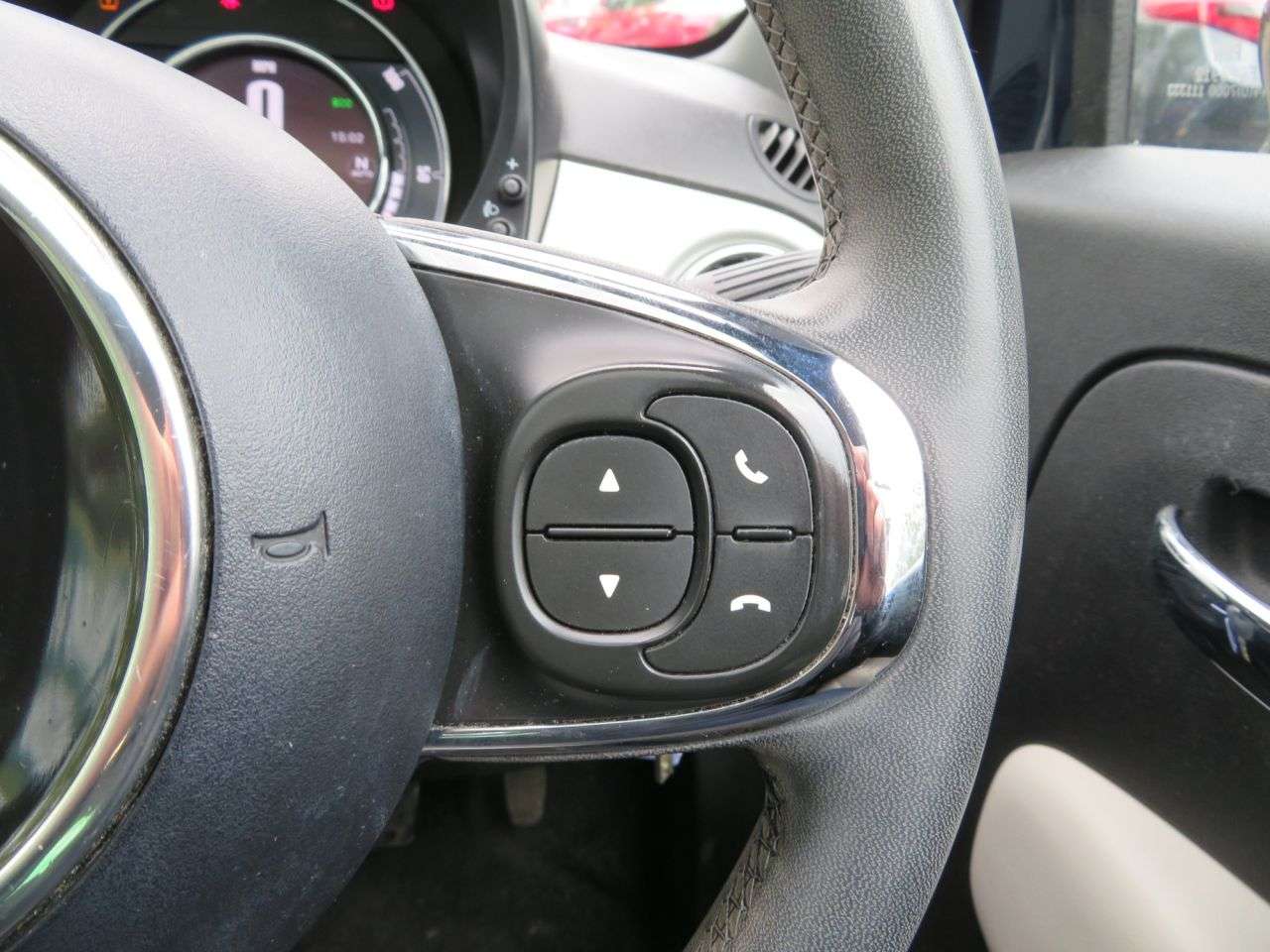 2019 FIAT 500 2019 FIAT 500
