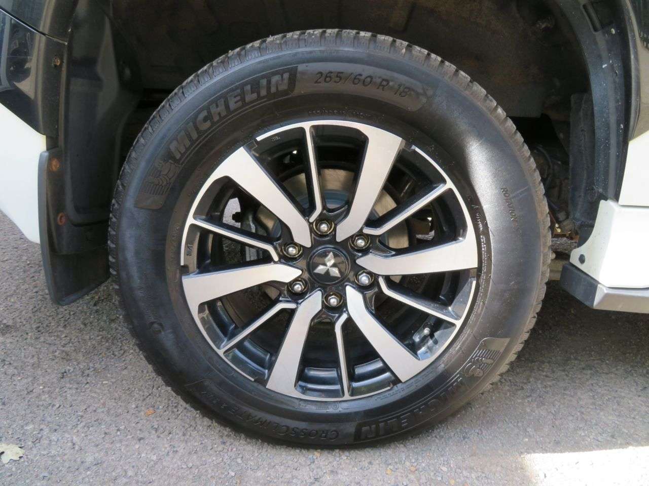 2019 MITSUBISHI SHOGUN SPORT 2019 MITSUBISHI SHOGUN SPORT