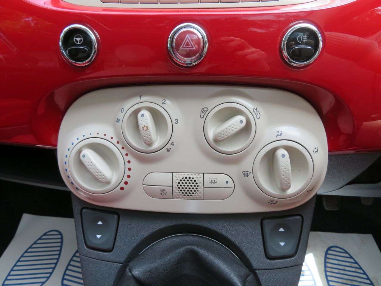 2013 FIAT 500 2013 FIAT 500