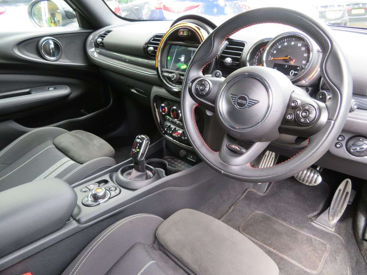 2019 MINI CLUBMAN 2019 MINI CLUBMAN
