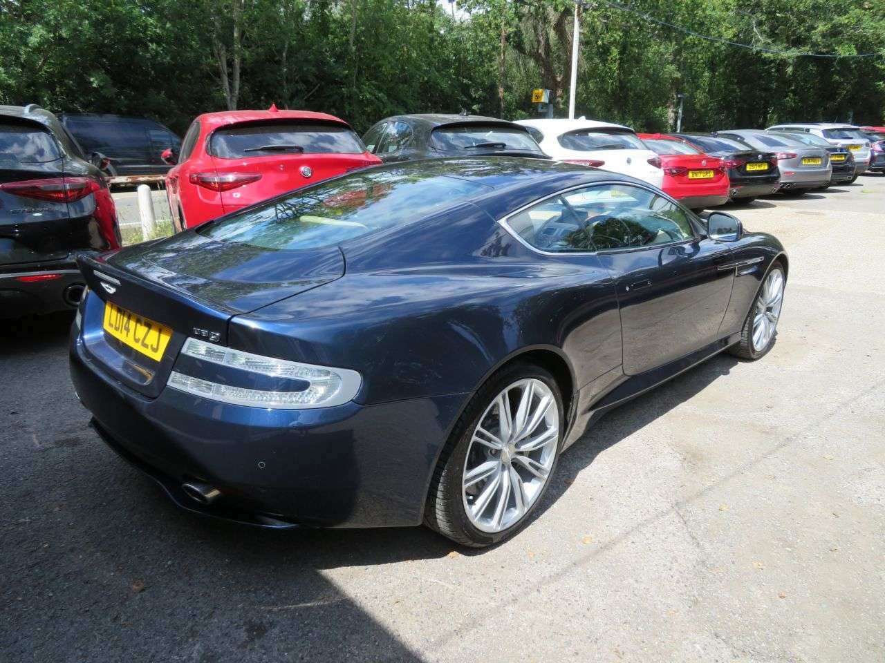 2014 ASTON MARTIN DB9 2014 ASTON MARTIN DB9