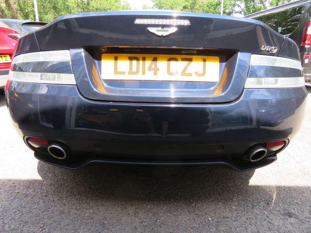 2014 ASTON MARTIN DB9 2014 ASTON MARTIN DB9