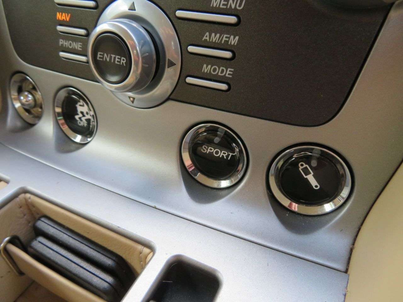 2014 ASTON MARTIN DB9 2014 ASTON MARTIN DB9