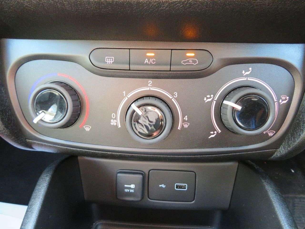 2020 FIAT TIPO 2020 FIAT TIPO