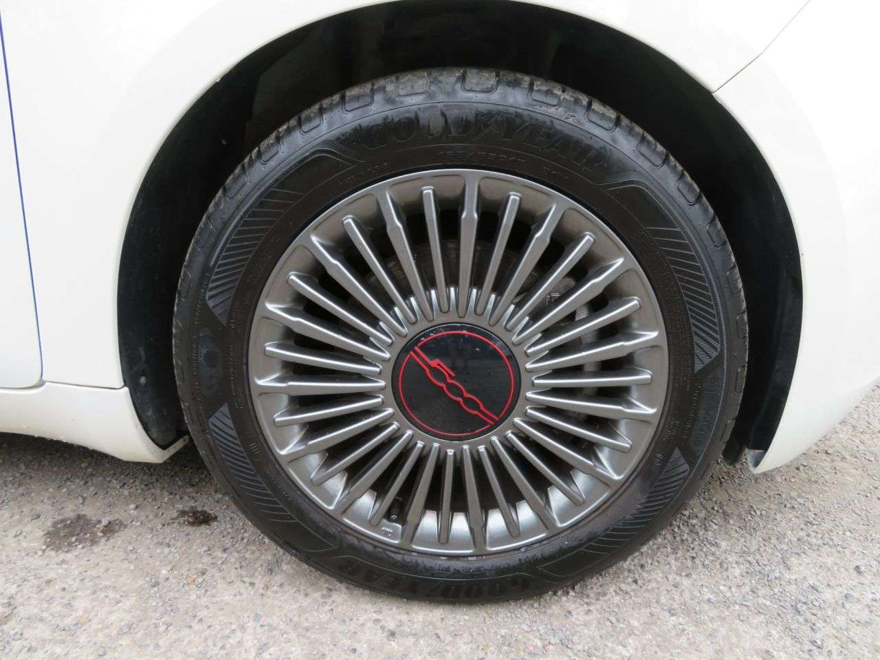 2023 FIAT 500E C 2023 FIAT 500E C