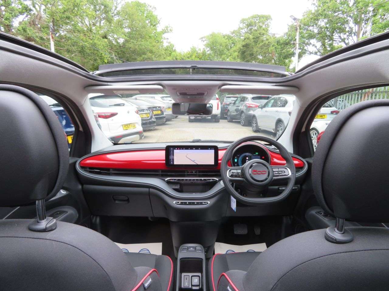 2023 FIAT 500E C 2023 FIAT 500E C